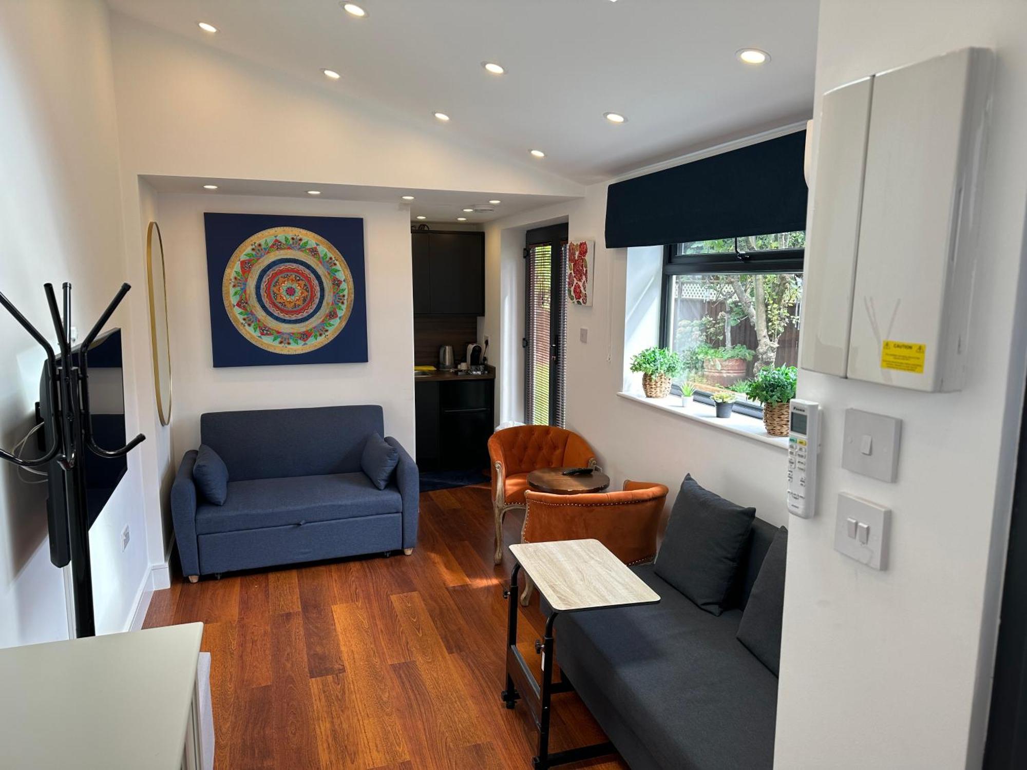 Bespoke Gallery Guesthouse Hendon Exterior foto